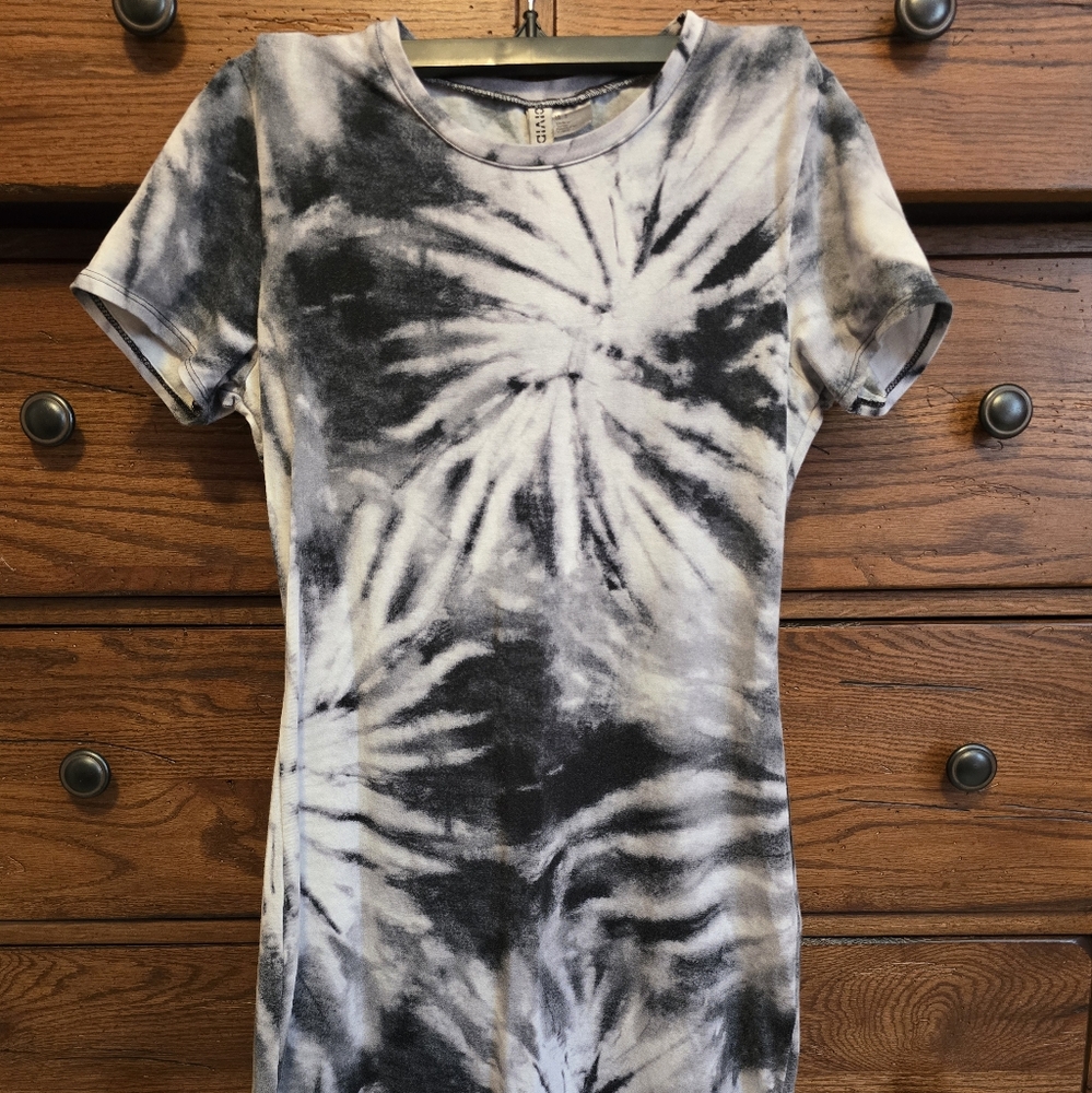 H&M Divided Black and Gray T-Shirt Dress